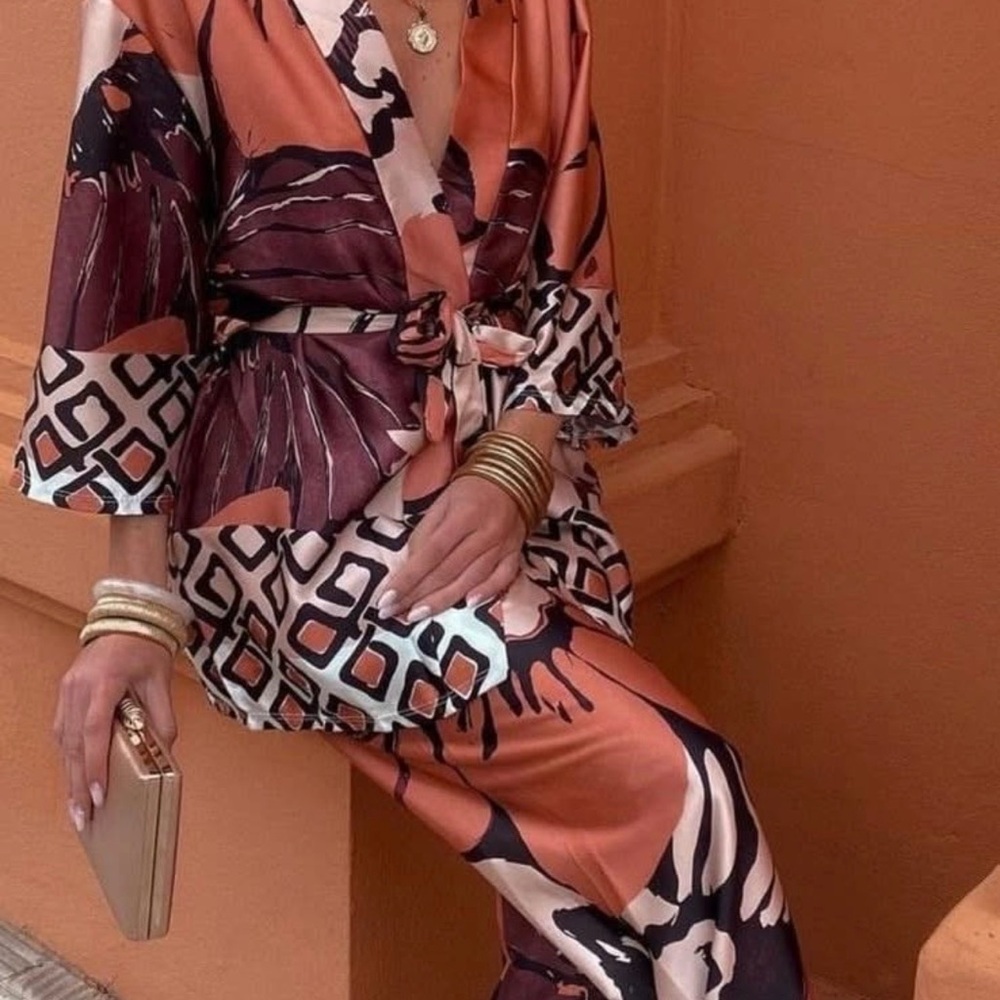 Silky Abstract Print Wrap SET  - Rust Multi